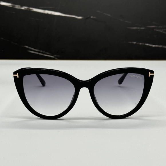 NEW TOM FORD TF915 01B WOMEN SUNGLASSES TOM FORD ISABELLA-02 FT0915/S - Picture 7 of 11